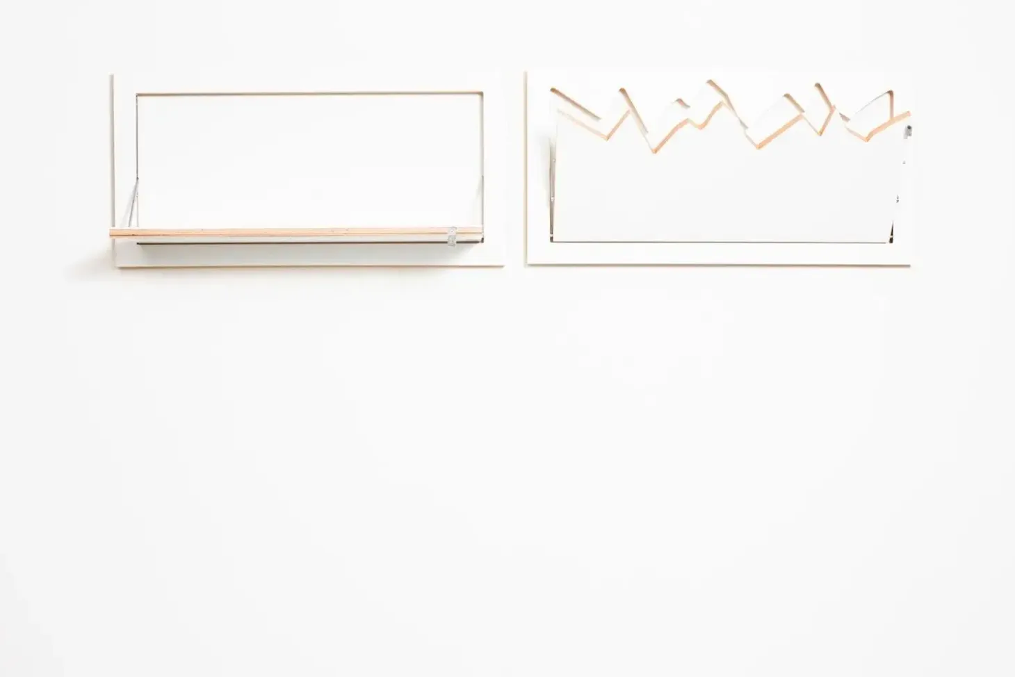 Ambivalenz - Fläpps Hängrail - Knagerække - Hvid