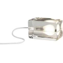 Block Lampe fra Design House Stockholm - hvid ledning