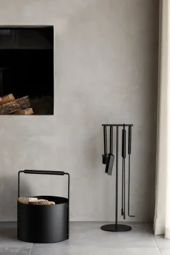 Blomus - brændekurv ASHI - sort