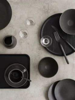 Blomus - Tray L - OKU - Black