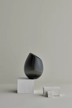 Blomus - Vase - Smoke - DROP