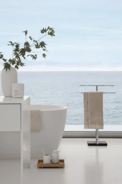 Blomus - Vase - White - CEOLA