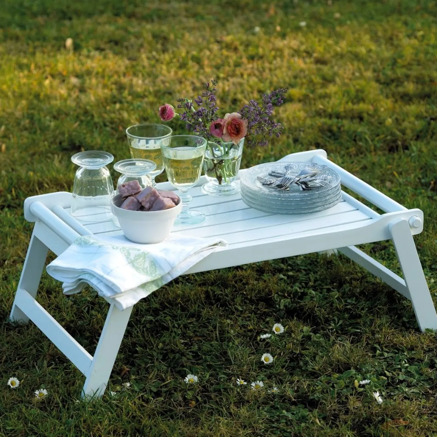 Cinas - Sengebakke i mat hvid mahogni