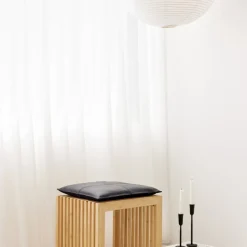 Cinas - Siddepude til Rib stool sort læder