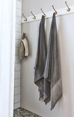 Compliments - Badeforhæng - Lumien shower curtain w/eyelets 200 cm - Sand