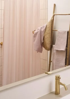 Compliments - Badeforhæng - Lines shower curtain w/tape 200 cm - Rose