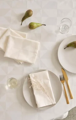 Compliments - Serviet - Wind Damask 45x45 cm - Cream