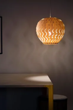 David Trubridge - Belle Small - Caramel