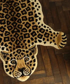 Doing Goods - Loony Leopard Gulvtæppe - Large