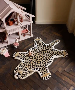 Doing Goods - Loony Leopard tæppe - Small - 92 x 63 cm