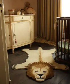 Doing Goods - Moody Lion Gulvtæppe - Large - 152x95x2 cm