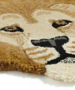 Doing Goods - Moody Lion Gulvtæppe - Large - 152x95x2 cm