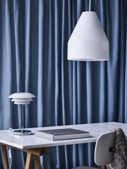 Dyberg Larsen - Bordlampe - DL20 - Sort