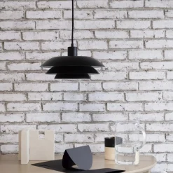 Dyberg Larsen - DL20 Pendel - Sort (Dia: 20 cm)