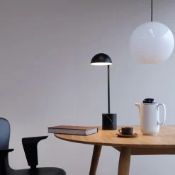 Dyberg Larsen - Marble bordlampe