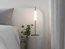 Ekta Living - Bordlampe - Dunhammer - Pale Brass