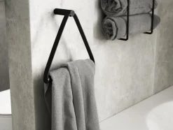 Ekta Living - Håndklædeholder - Towel hanger - Metal - Sort