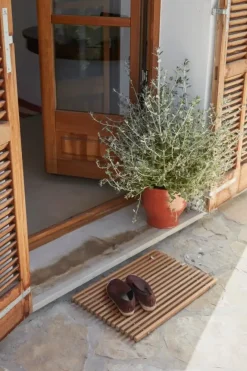 Fritz Hansen - Baderumsmåtte i Teaktræ - 58x40 cm