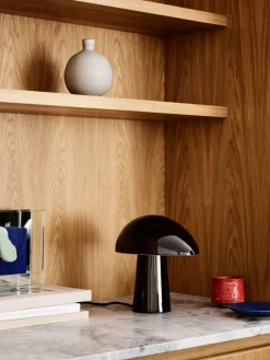 Fritz Hansen - Bordlampe - Night Owl Steel - Sort PVD