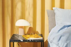 Fritz Hansen - Bordlampe - Night Owl - Hvid/Ask