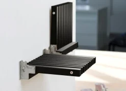 Fritz Hansen - Cutter Klapsæde - Sort eg