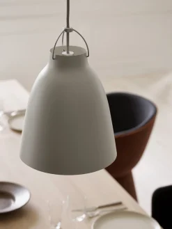 Fritz Hansen - Loftlampe - Caravaggio™ Matt - Varm Grå - P3 Large