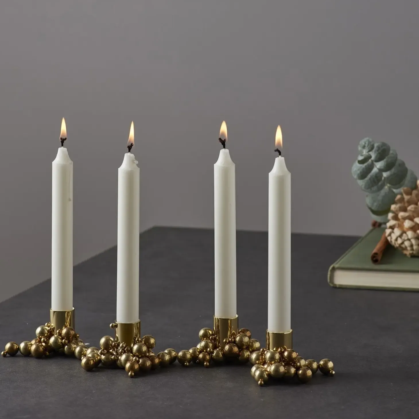 Gejst - lysestage Molekyl 4 - messing