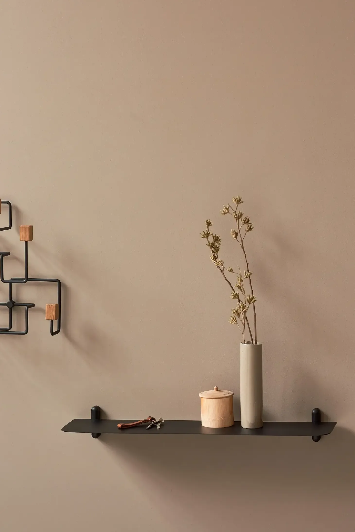 Gejst - NIVO G HYLDE - Sort/sort ask - 64 cm