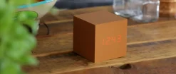 Gingko - Wooden Cube Click Clock Copper / Red LED