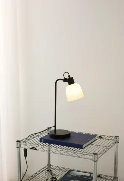 Halo Design Copenhagen - Bordlampe - Glow