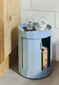 Hay - Facet Cabinet - Misty Blue - low - sidebord - blå - med hjul