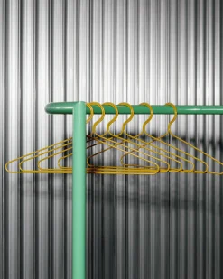 Hay - garderobestativ - Colour Rack - S-Shape - Jungle green - grøn