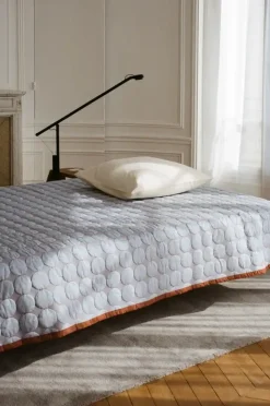 Hay - sengetæppe - Mega Dot - Lyseblåt - Light Blue - 235x245 cm