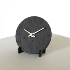 Hemverk - Vægur - Mørk eg - Ø12 cm - Guld visere