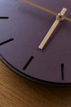 Hemverk - Vægur - Mørk Eg/Burgundy - Kobber visere - Ø38 cm