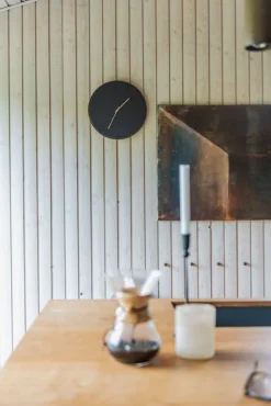 Hemverk - Vægur - Mørk Eg/Sort - Sølv visere - Ø38 cm