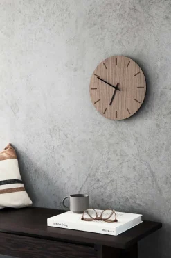 Hemverk - Vægur - Valnød - Ø38 cm - Guld visere