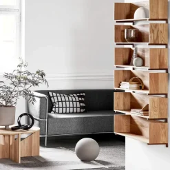 Kristina Dam - væghylde i Eg - Stack Wall Shelf - 75 cm