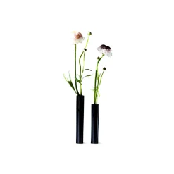 Kunstindustrien - Slim Vase - Sort - Højde 14 cm