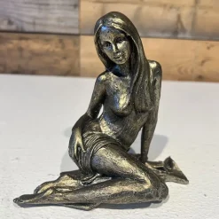 La Vida - Kvinde, siddende