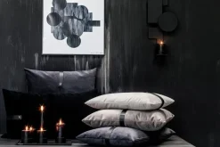 Louise Smærup pude - Mørkegrå pude i velour 60 x 40