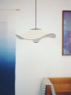 Made By Hand - Pendellampe - Flying Ø78 - Ivory White