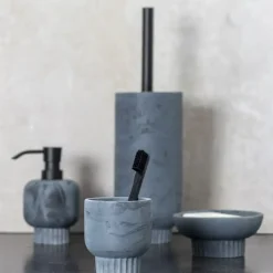 Mette Ditmer - ATTITUDE tandbørsteholder - Slate Blue