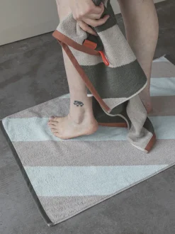 Mette Ditmer - DIAGONAL bath mat - Mint
