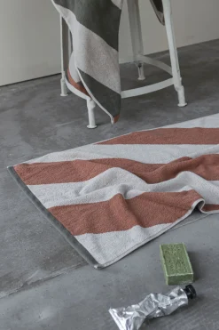 Mette Ditmer - DIAGONAL bath mat - Brick