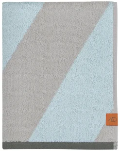Mette Ditmer - DIAGONAL bath towel - Mint