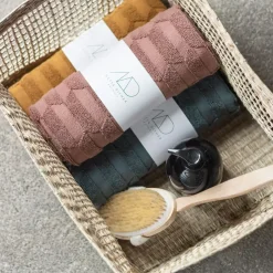 Mette Ditmer - GEO bademåtte - Pine Green, B 50 x L 80 cm