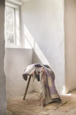 Mette Ditmer - MAZE-plaid - Lilac - W130 x L190 cm