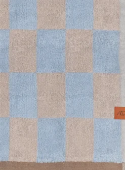 Mette Ditmer - RETRO badehåndklæde, lyseblå