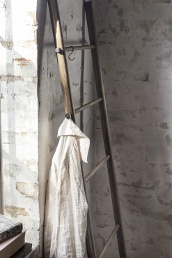 Mette Ditmer - ROOTS ladder - Dark oiled - Stige
